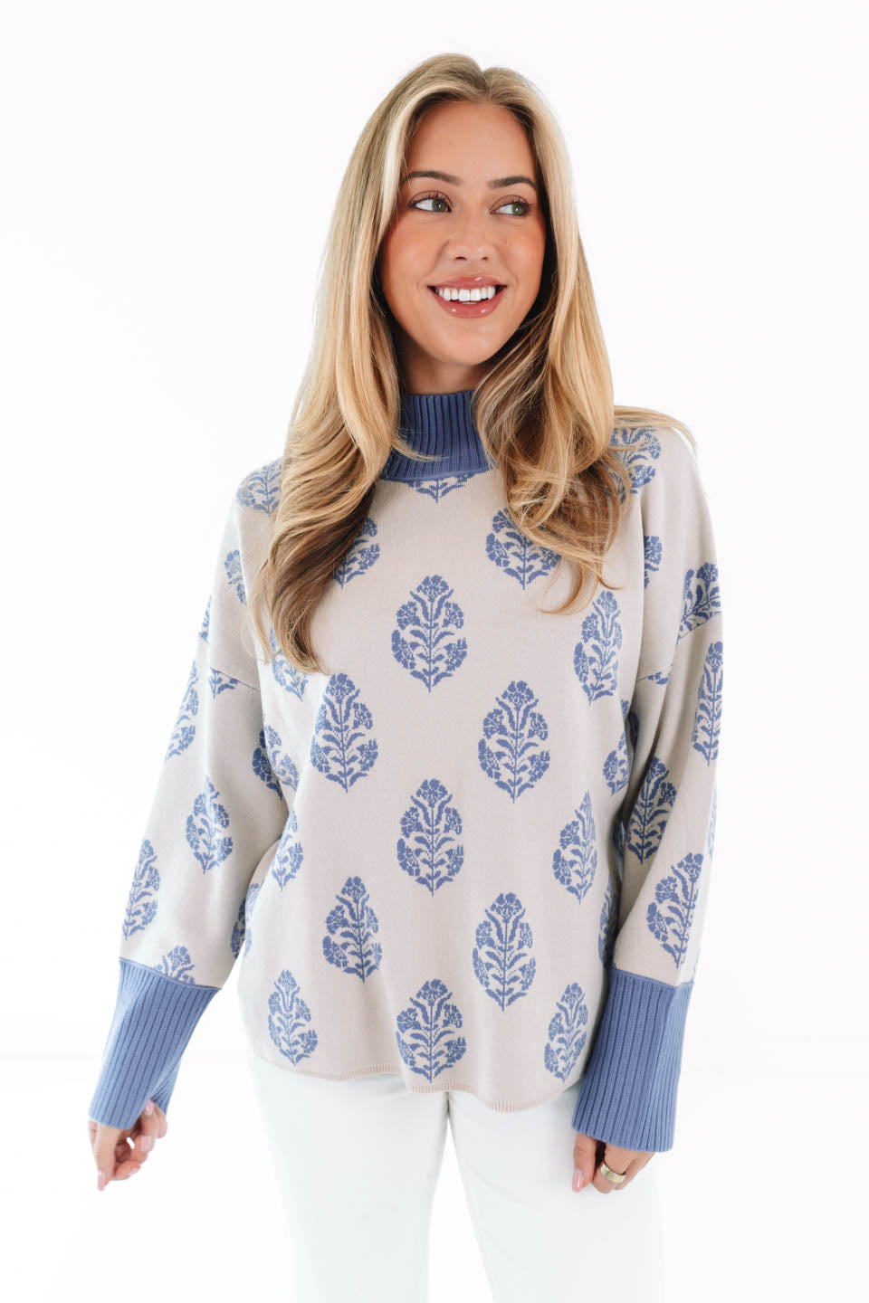 Around The Fire Sweater - Ecru - Image 2