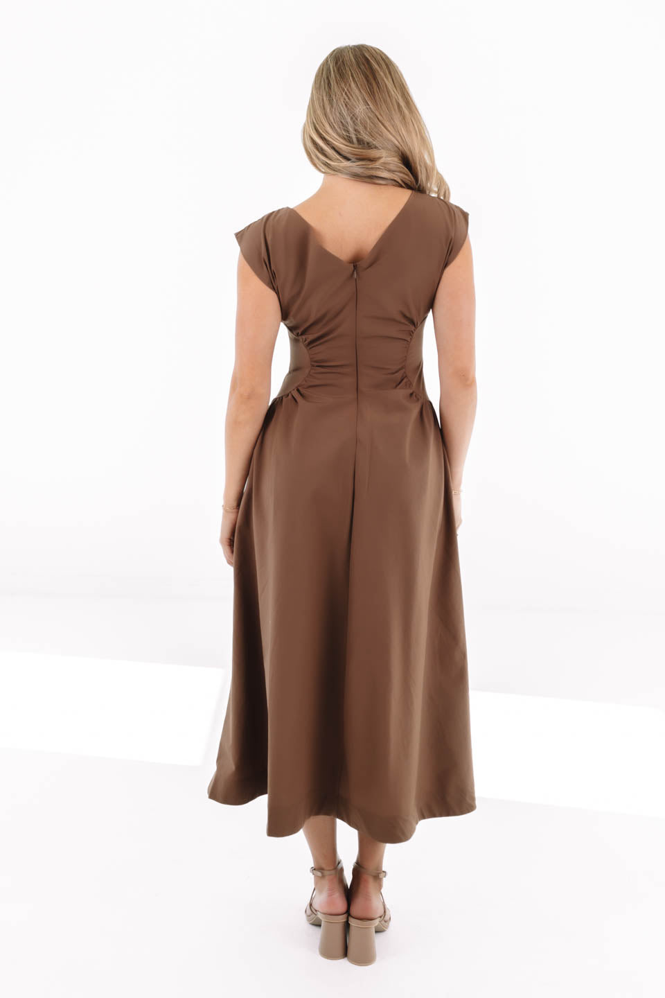 Everyday Ease Midi Dress - Brown - Image 5